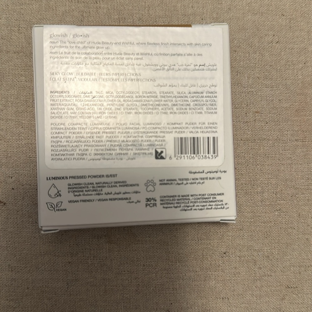 GloWish Luminous Pressed Powder Light Medium 04 NEW - Picture 9 of 10